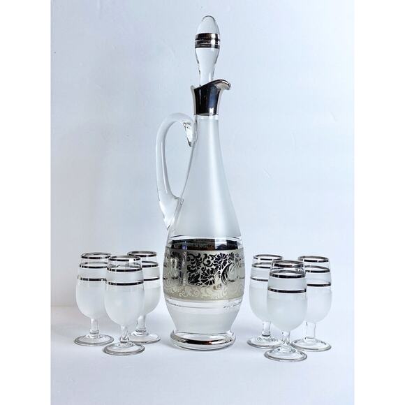 Clear/Frosted/Silver Bohemian Crystal Decanter w Stopper/6 Small Footed Glasses - Picture 3 of 3
